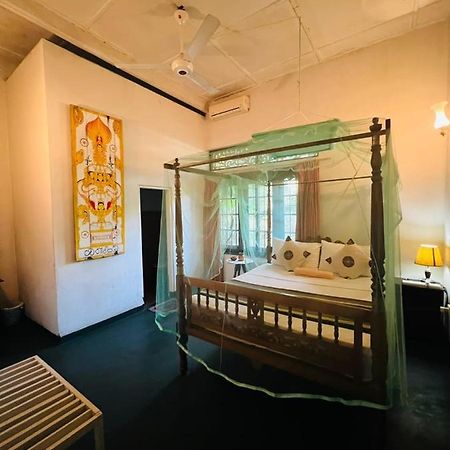 Traditional Kandyan House ภายนอก รูปภาพ