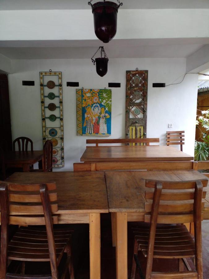Traditional Kandyan House ภายนอก รูปภาพ