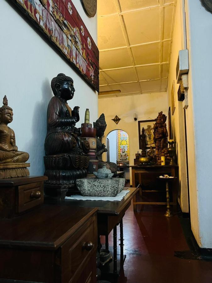 Traditional Kandyan House ภายนอก รูปภาพ